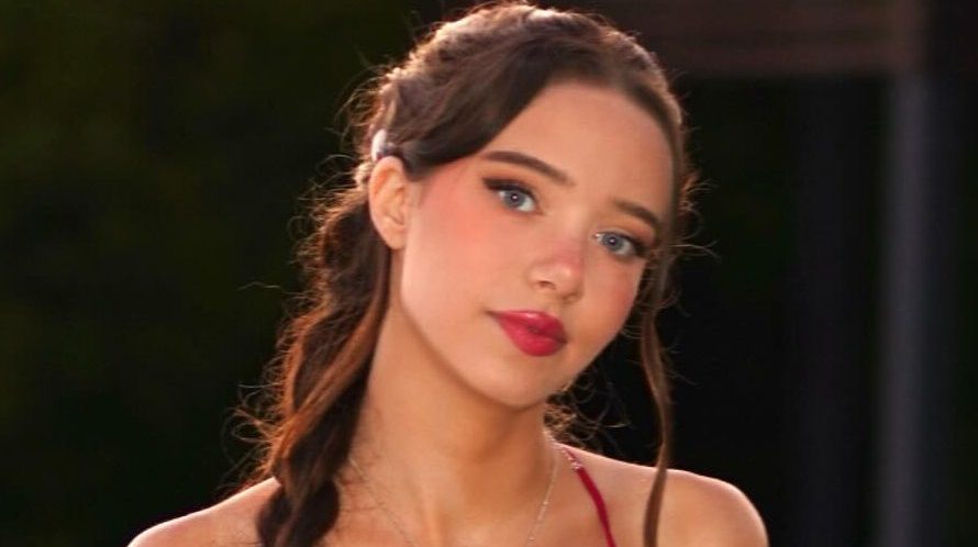 You are currently viewing Lydia Violet Bio: Real Name, Age, Height, Net Worth, Career, and Family